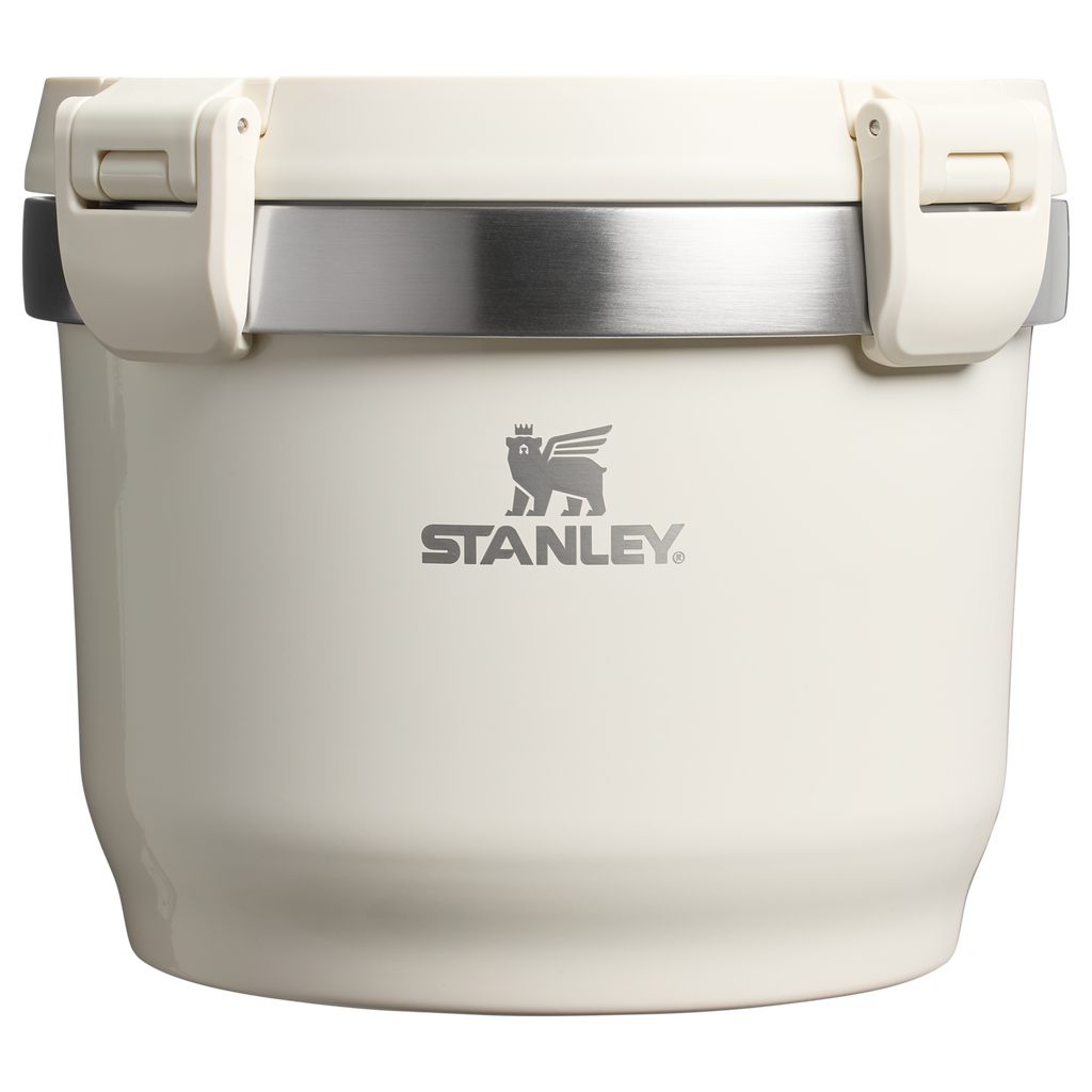 The Fresh-To-Table Stay Hot Crock D139L